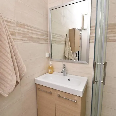 T2 Entierement Renove Chabian Port Camargue Apartment